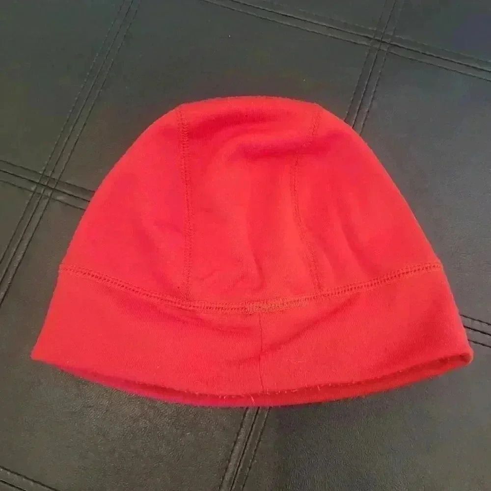 REI Kids Cherry Red Poly/Spandex Fleece Lined Skull Cap Beanie - Picture 4 of 5